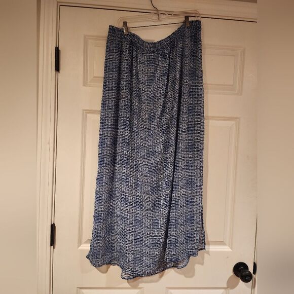 Faded Glory Blue and white sheer lined maxi skirt 3X - Picture 1 of 6